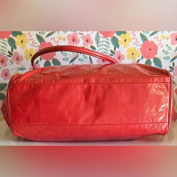 Coach Gallery Large Tote 29141 Red Patent Leather Shoulder Bag - Picture 5 of 13